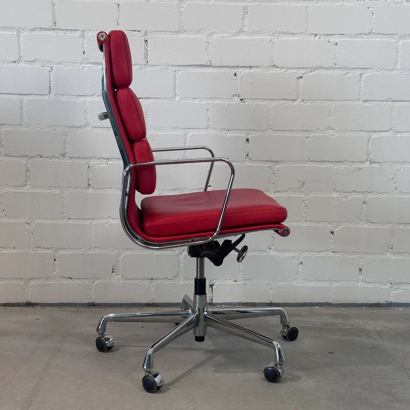 Vitra EA 219 Leder rot Chrom
