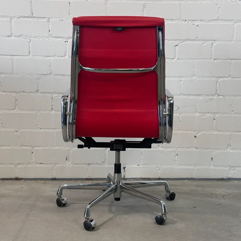 Vitra EA 219 Leder rot Chrom