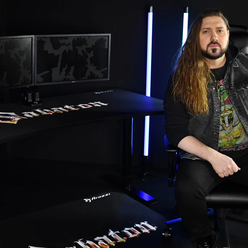 Arena Gaming Desk Sabaton Edition