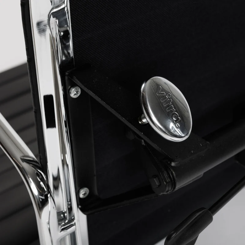 Vitra EA 119 Leder schwarz