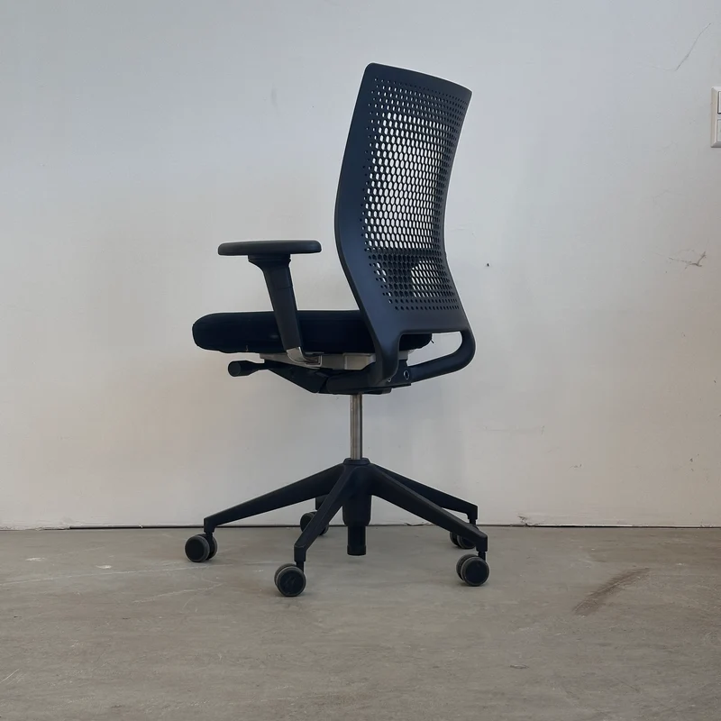 Vitra ID Air schwarz