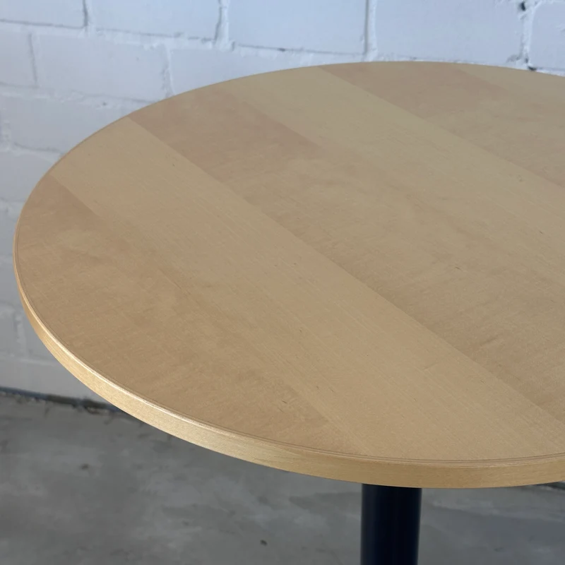 Vitra Bistro Standup Table Eiche / schwarz