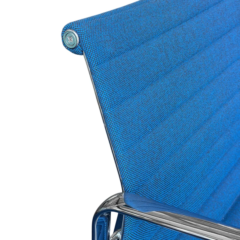 Vitra EA 108 Hopsak blau / moorbraun