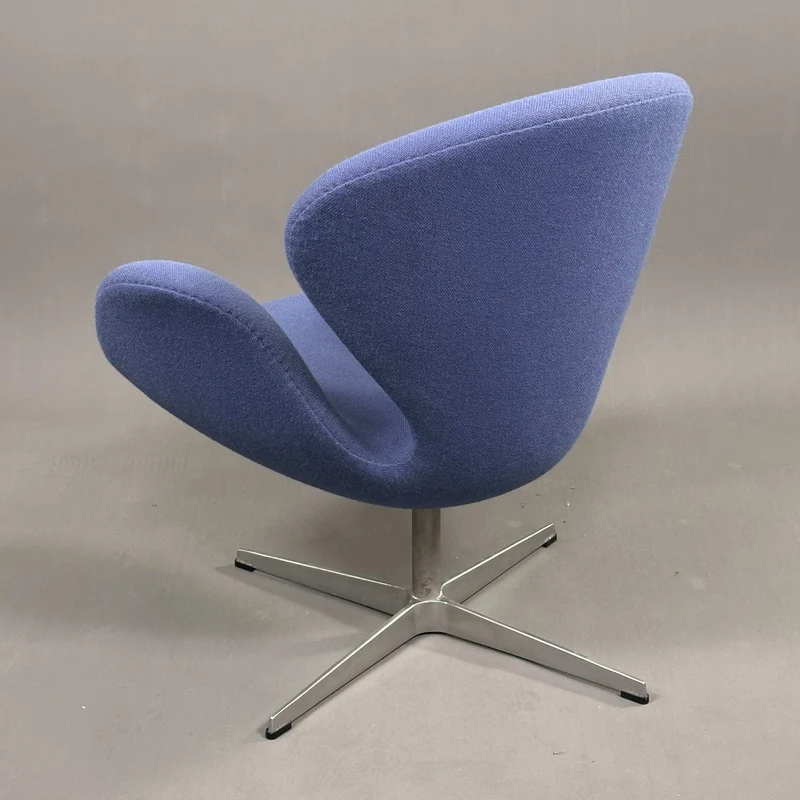 Fritz Hansen Swan Chair