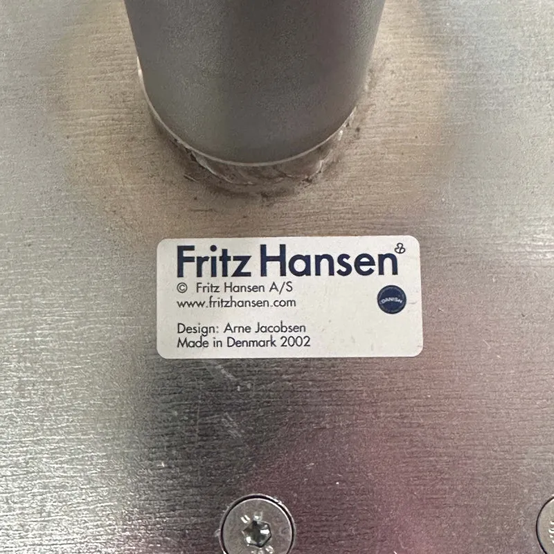 Fritz Hansen Swan Chair