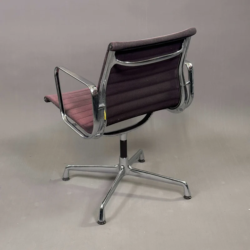 Vitra EA 108 Hopsak Vintage Einzelstück