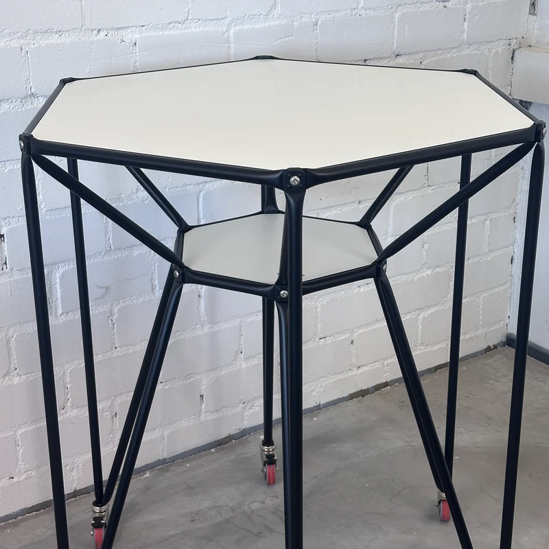 DesignDeli Thinking Table T6 S