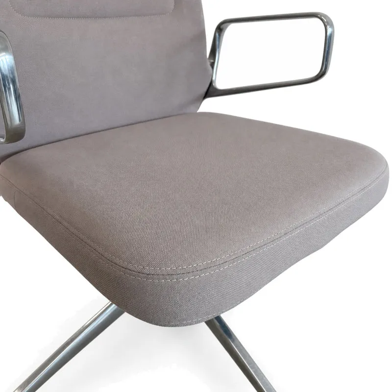 Vitra AC4 beige