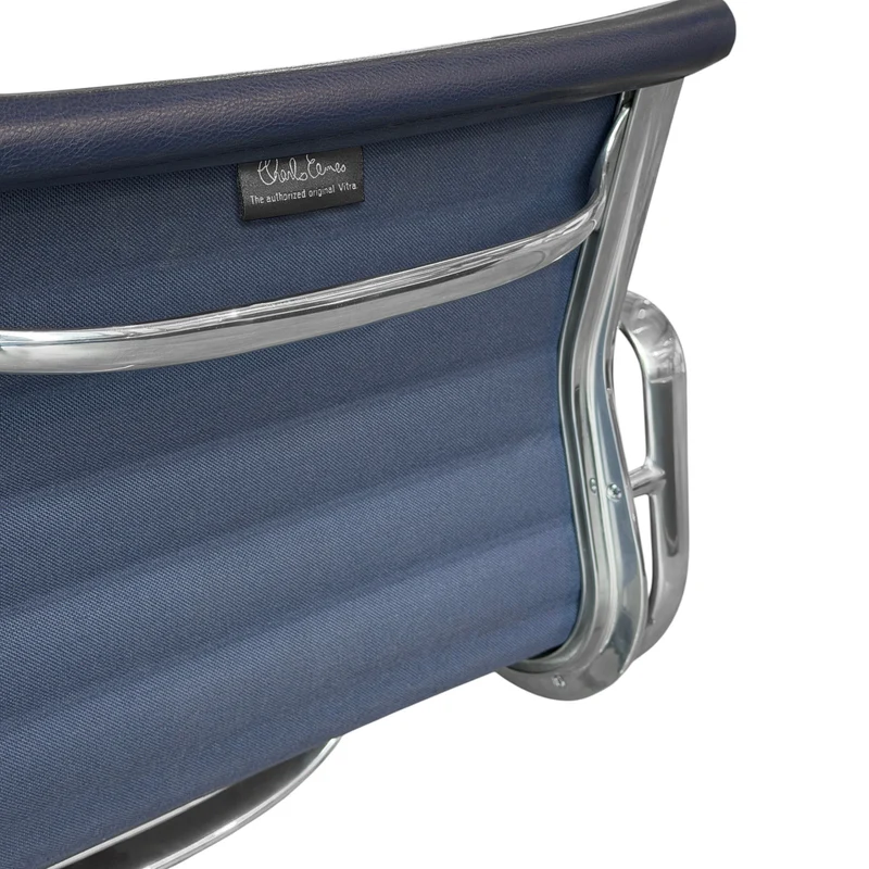 Vitra EA 108 Leder Mitternachtblau / Aluminium