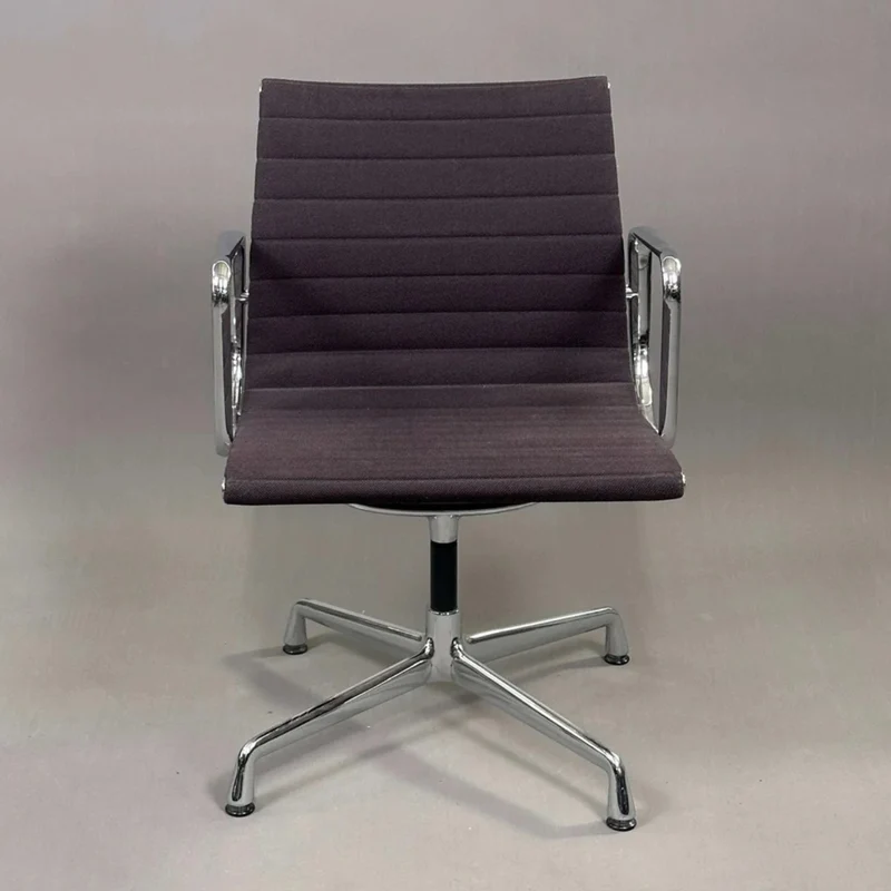 Vitra EA 108 Hopsak schwarz-chocolate