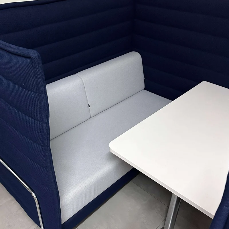 Vitra Alcove Cabin Highback mit Arbeitsplatte dunkelblau / grau
