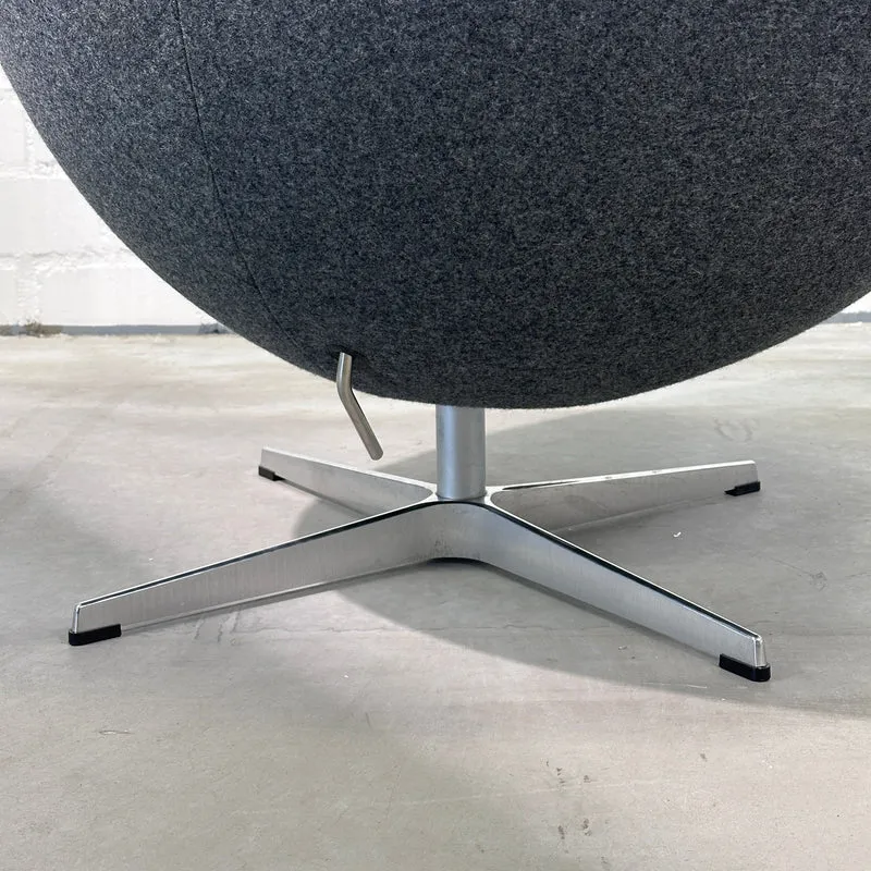 Fritz Hansen Egg Chair inkl. Ottoman