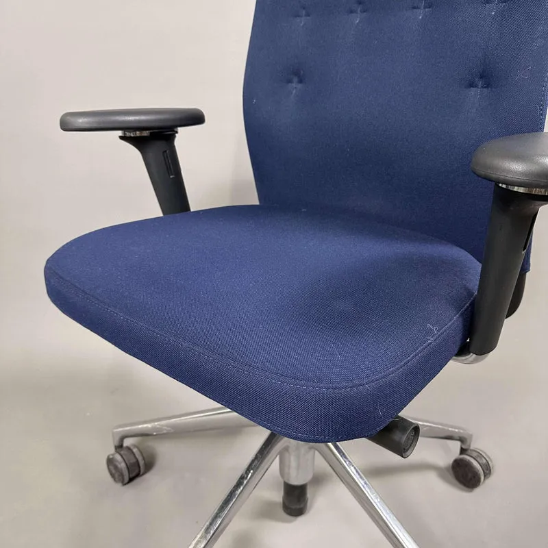 Vitra ID Trim dunkelblau