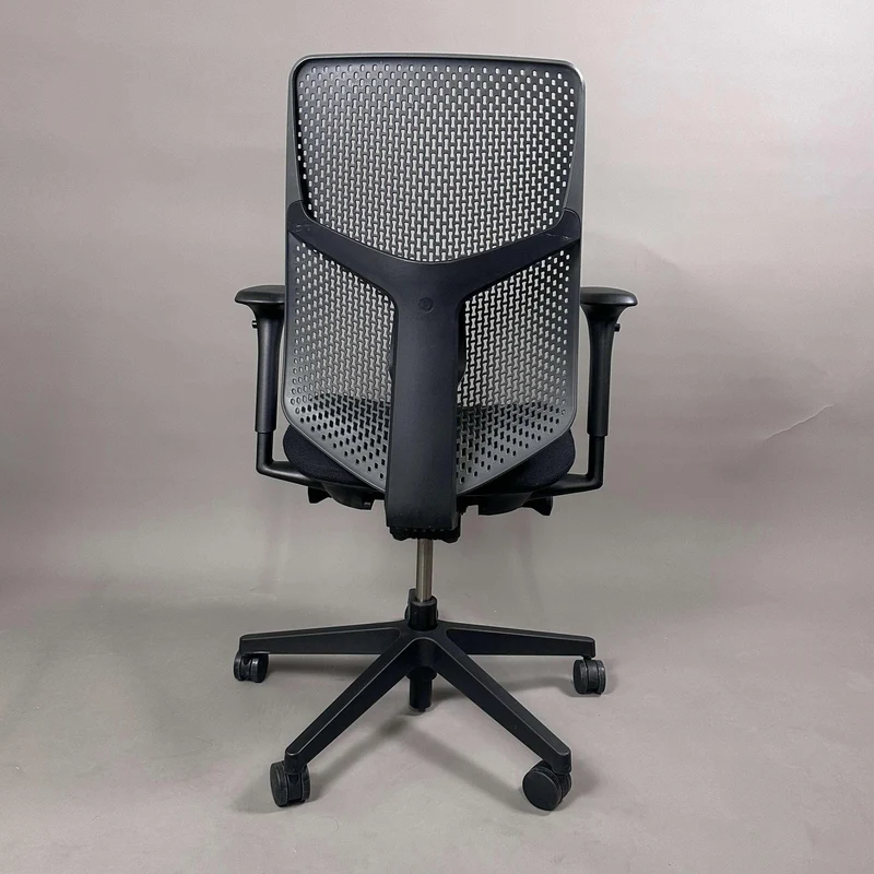 Herman Miller Verus Triflex