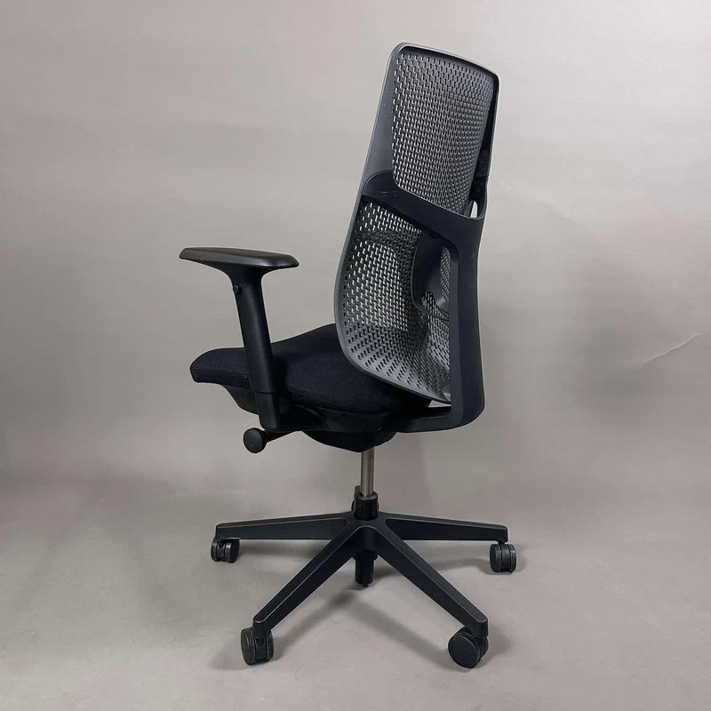 Herman Miller Verus Triflex