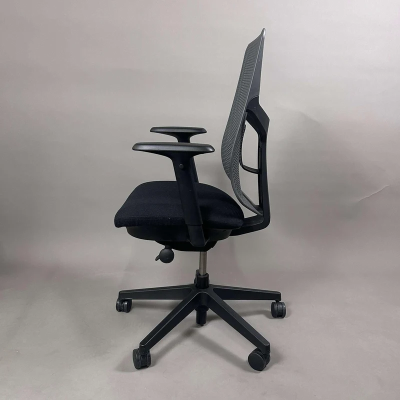 Herman Miller Verus Triflex