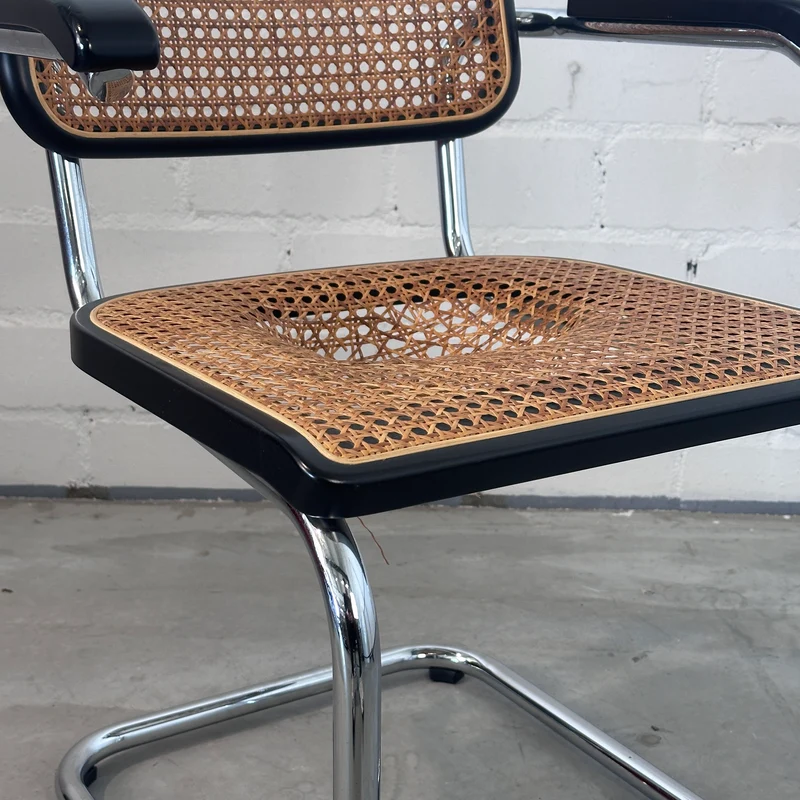 Thonet Freischwinger S64 Korbgeflecht schwarz