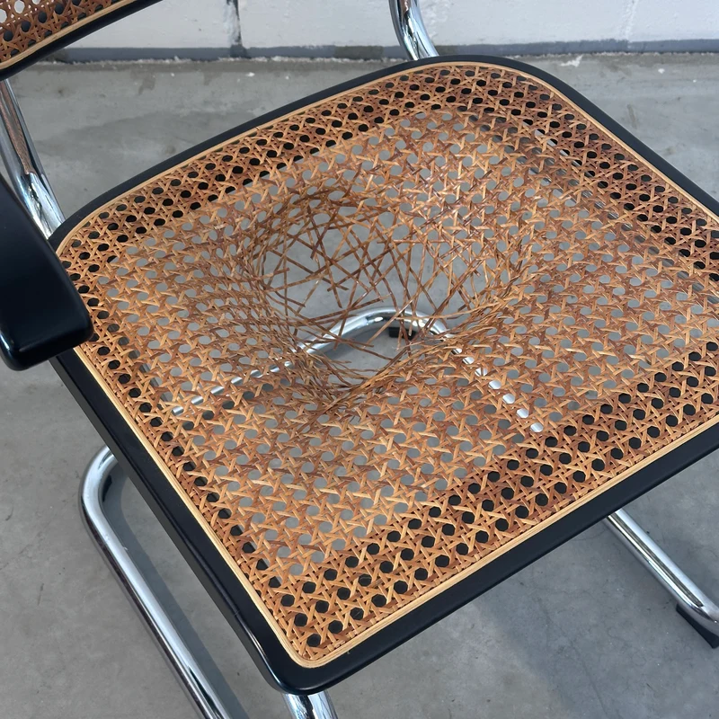 Thonet Freischwinger S64 Korbgeflecht schwarz