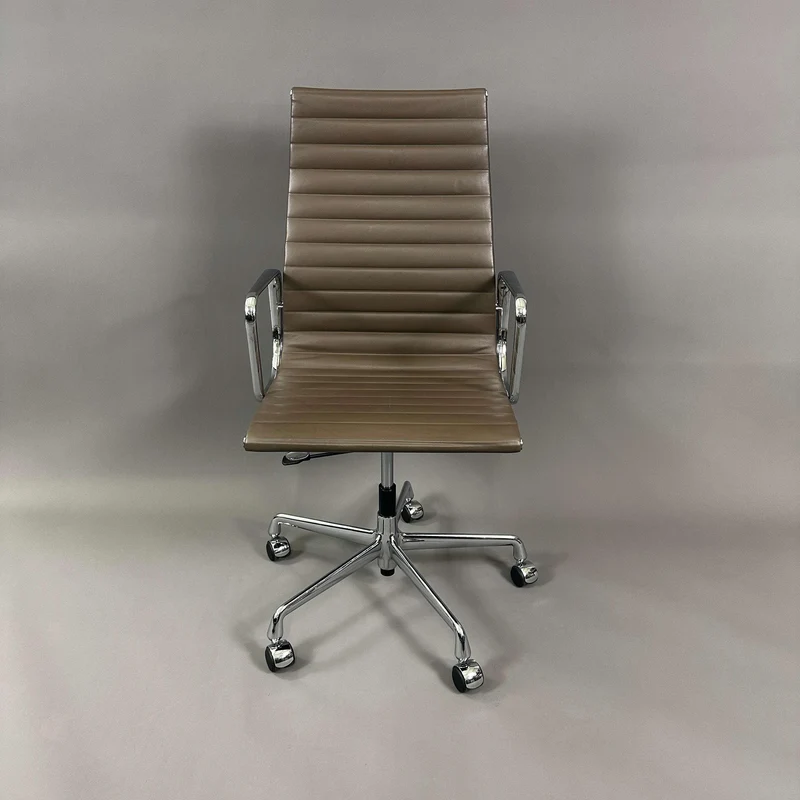 Vitra EA 119 Leder taupe