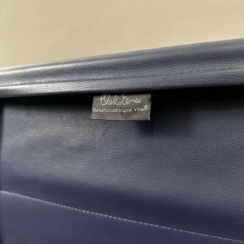 Vitra EA 219 Leder blau