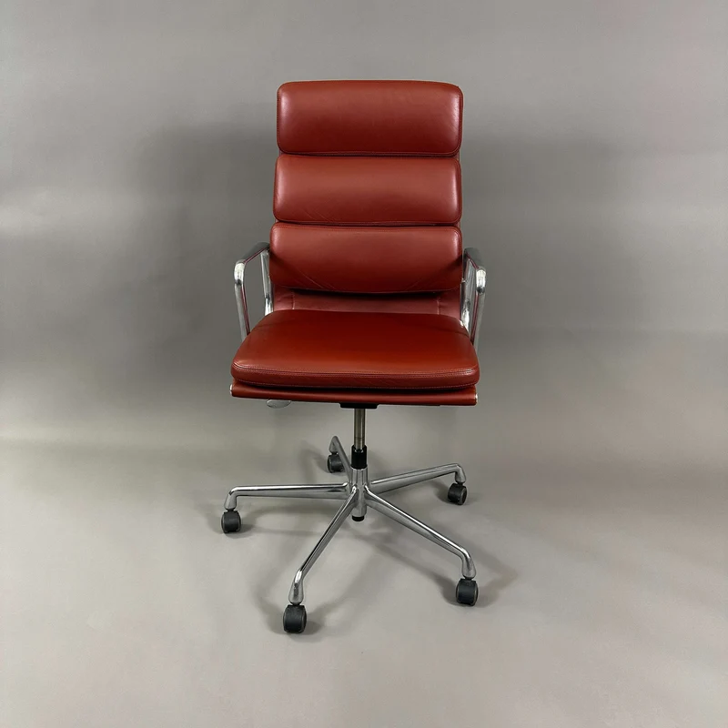 Vitra EA219 Leder rotbraun
