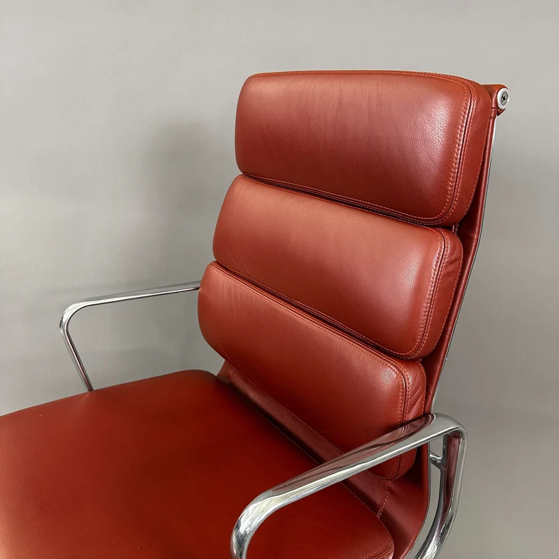 Vitra EA219 Leder rotbraun