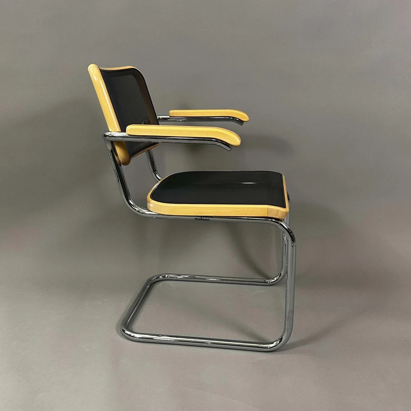 Thonet S 64N Freischwinger