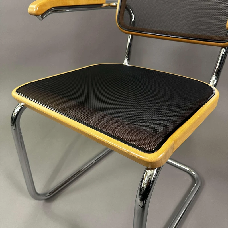 Thonet S 64N Freischwinger