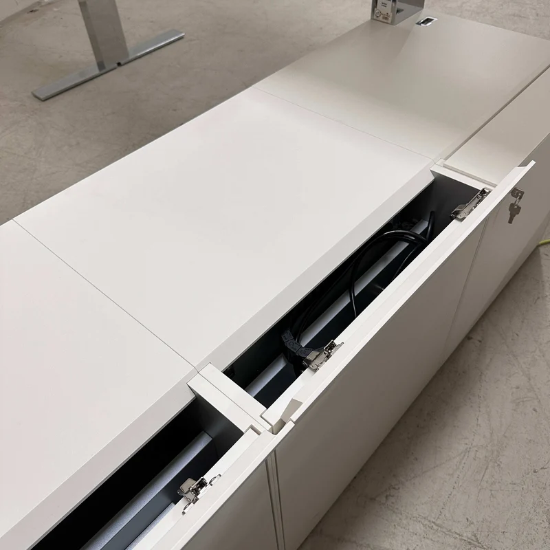 Walter Knoll Executive Variable Desk (elektr. höhenverstellb.) mit Anbaucontainer