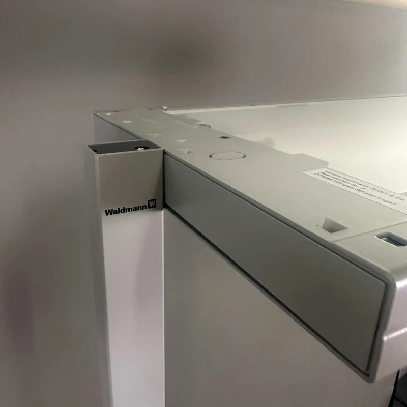 Waldmann Lavigo LED Stehleuchte silbermetallic