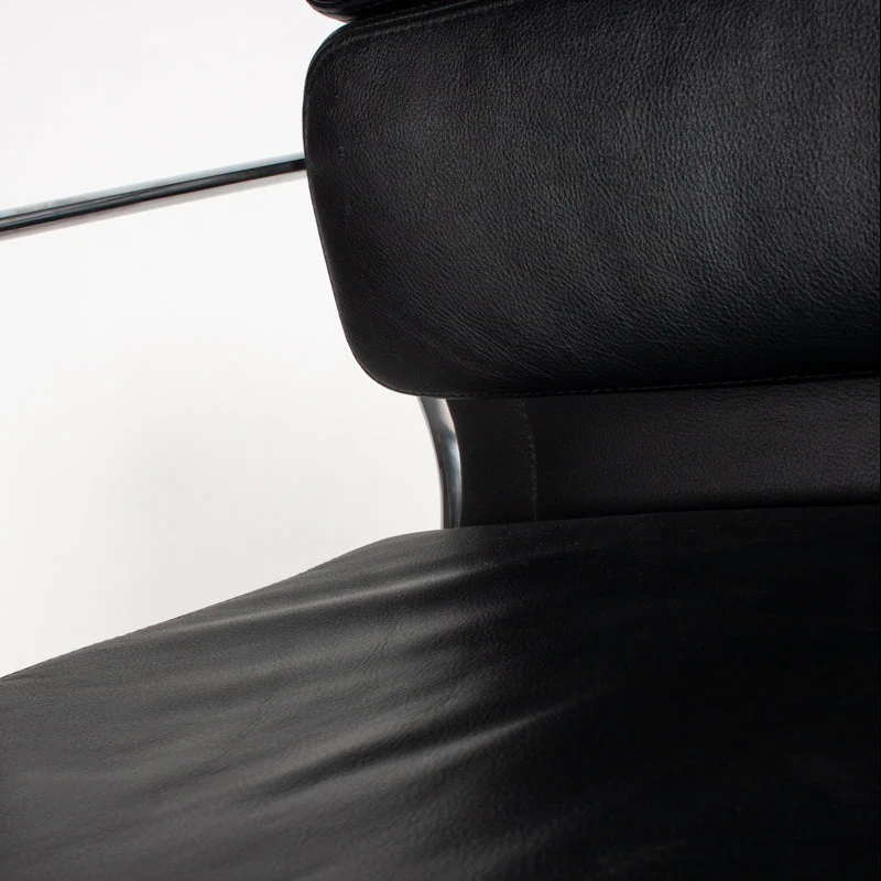 Vitra EA 217 Leder schwarz Alu