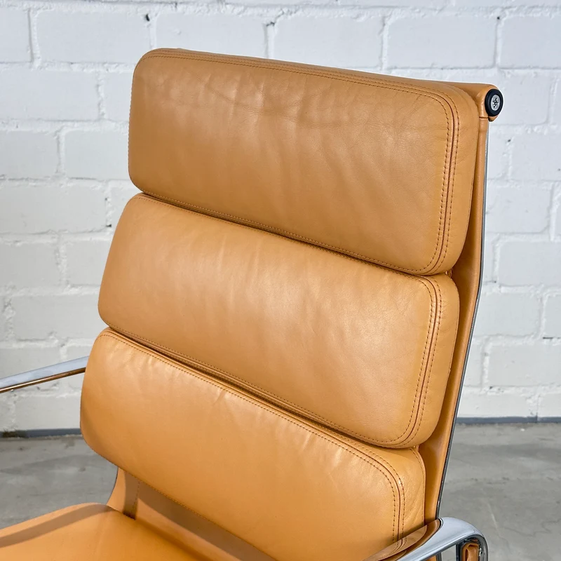 Vitra EA 219 beidseitig Leder beige