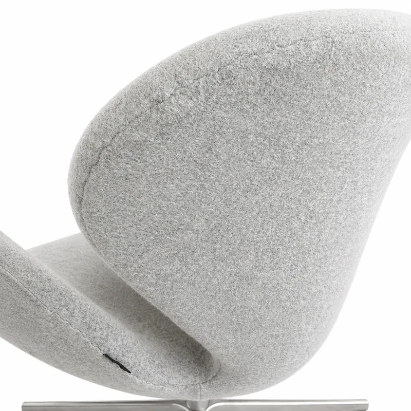 Fritz Hansen Swan Chair hellgrau
