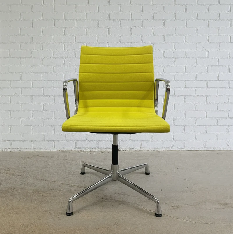 Vitra EA 108 Hopsak lindgrün/gelb