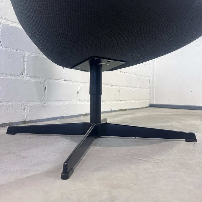 Fritz Hansen Swan Chair dunkelgrün/rot