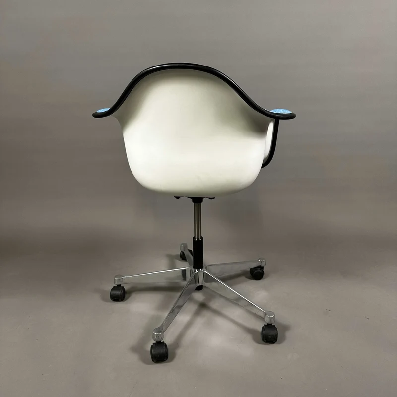 Vitra PACC Plastic Arm Chair blau