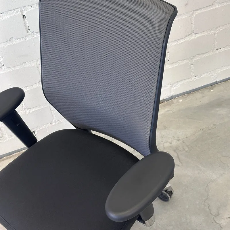Vitra ID Mesh grau/schwarz