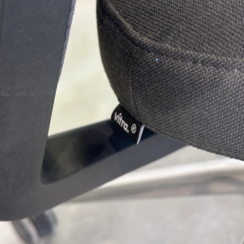 Vitra ID Mesh grau/schwarz