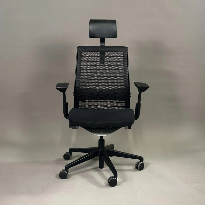Steelcase Think mit Kopfstütze schwarz