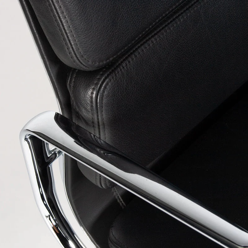 Vitra EA 207 Soft Pad Chair Leder schwarz