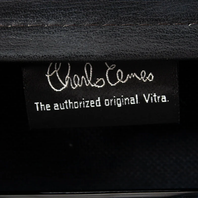 Vitra EA 207 Soft Pad Chair Leder schwarz