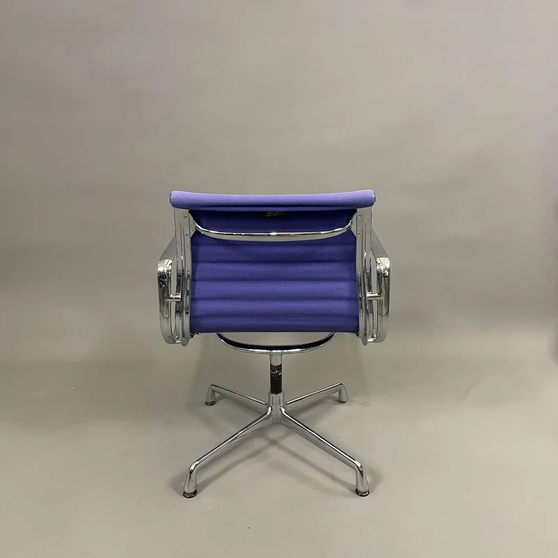 Vitra EA 103 Hopsak bilas viola ( nicht drehbar )