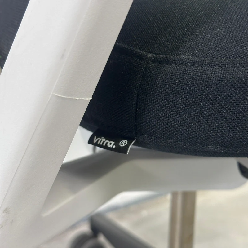 Vitra ID Mesh schwarz/soft grey
