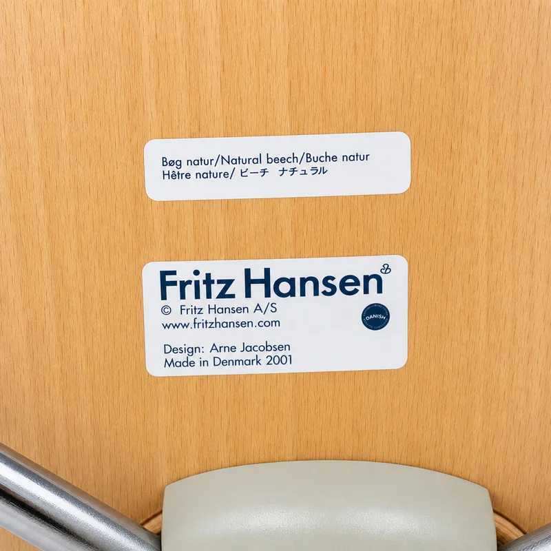 Fritz Hansen Serie 7 Stapelstuhl Holz