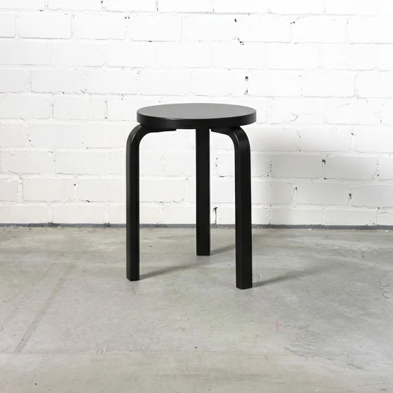 Artek 60 Hocker Schwarz