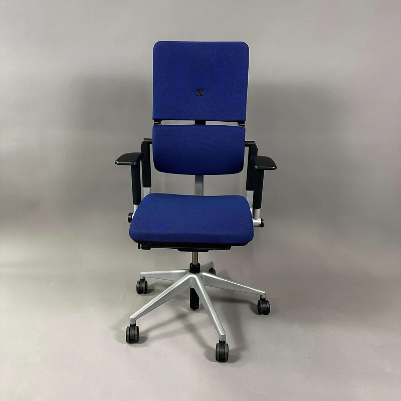 Steelcase Please blau
