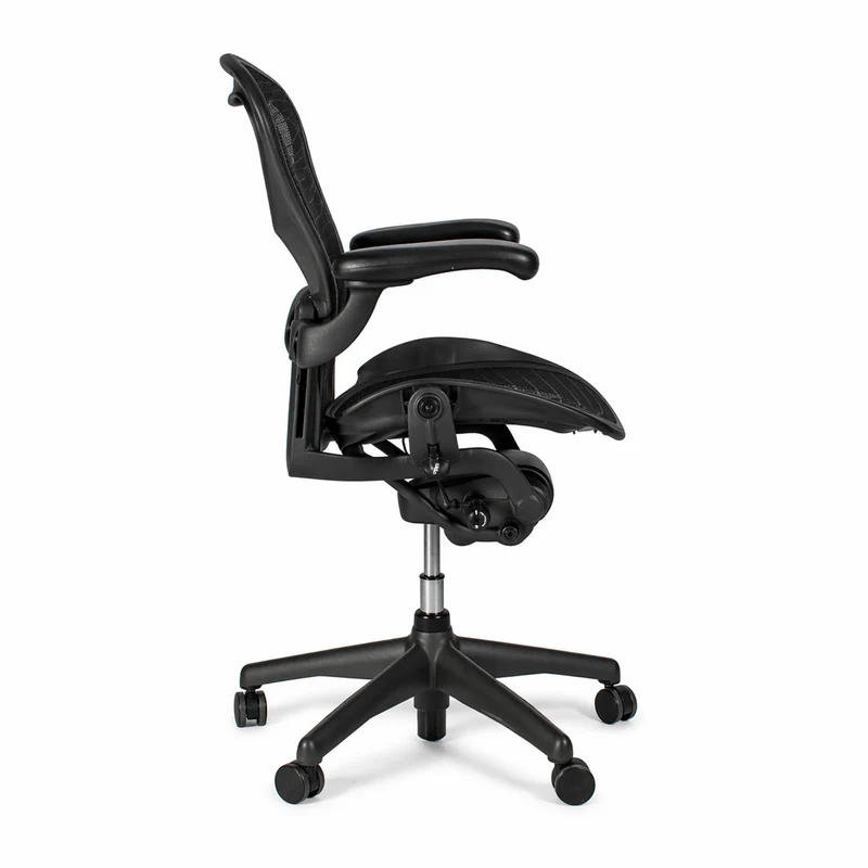Herman Miller Aeron schwarz