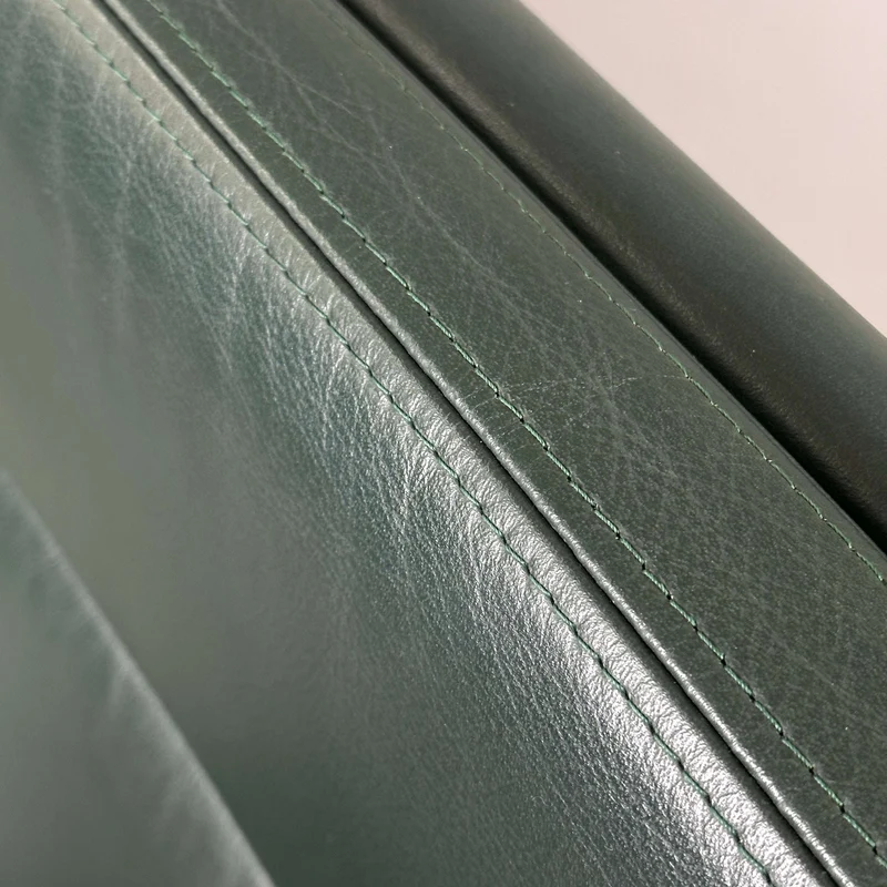 Vitra EA 219 Leder dunkelgrün Chrom