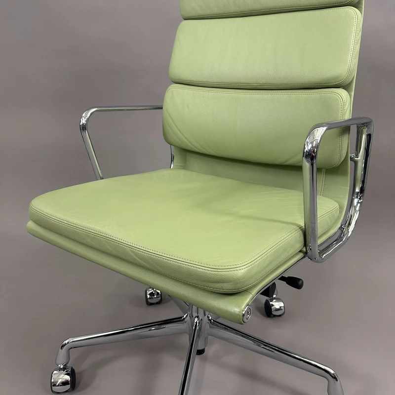 Vitra EA 219 Leder hellgrün