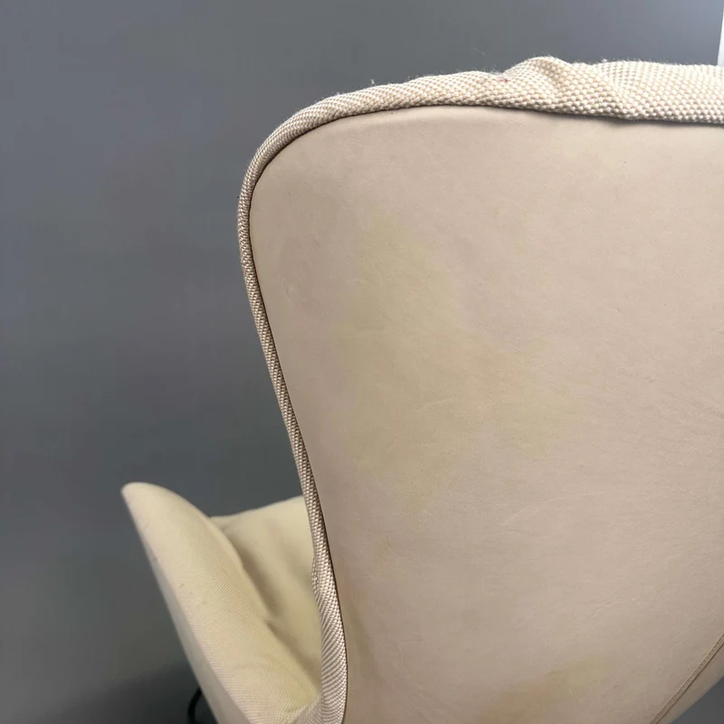 Freifrau Manufaktur Leya Wingback mit Hocker Stoff creme